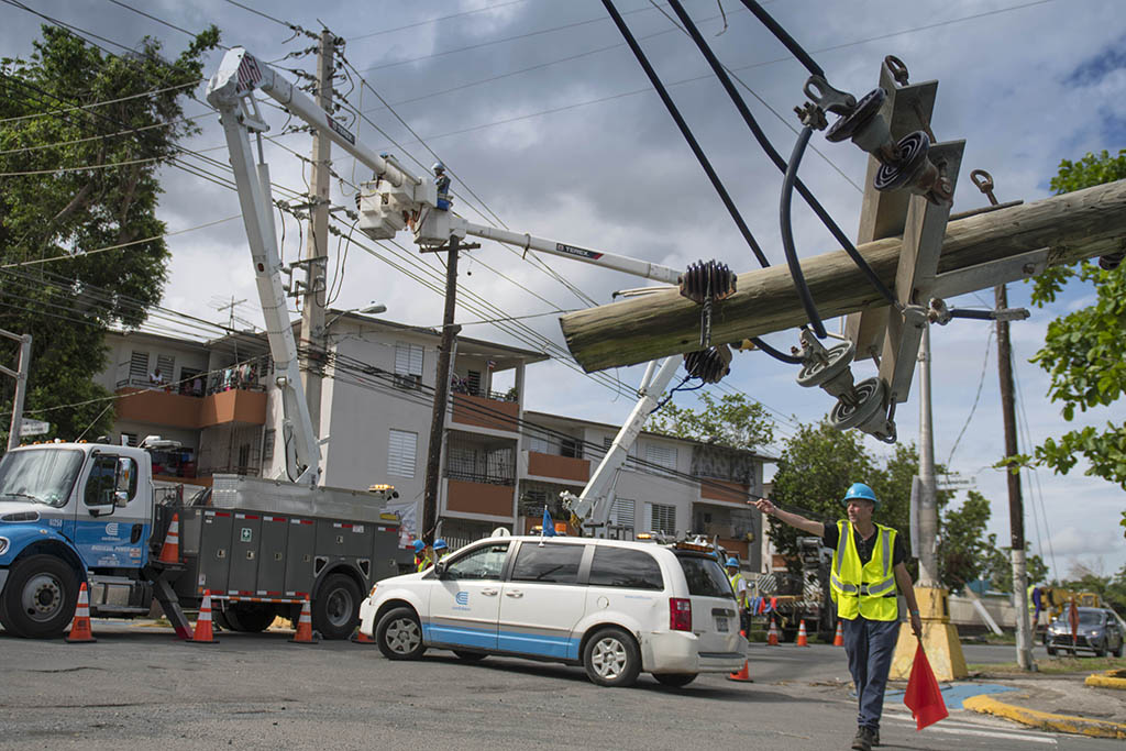 Rebuilding Puerto Rico's power grid