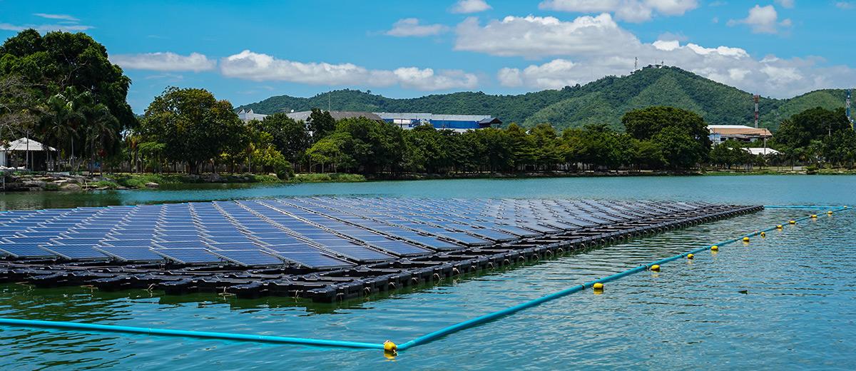 floating solar panels